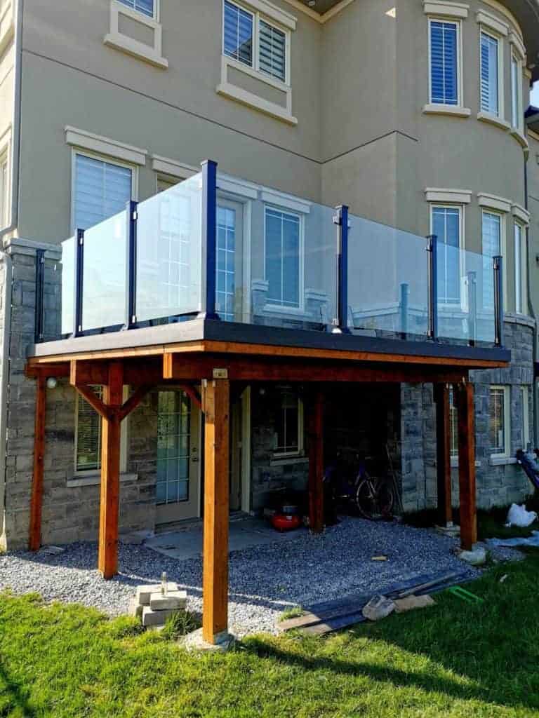 frameless glass railings toronto